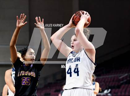 Thumbnail 3 in Valor Christian vs. Lynwood (Tarkanian Classic) photogallery.