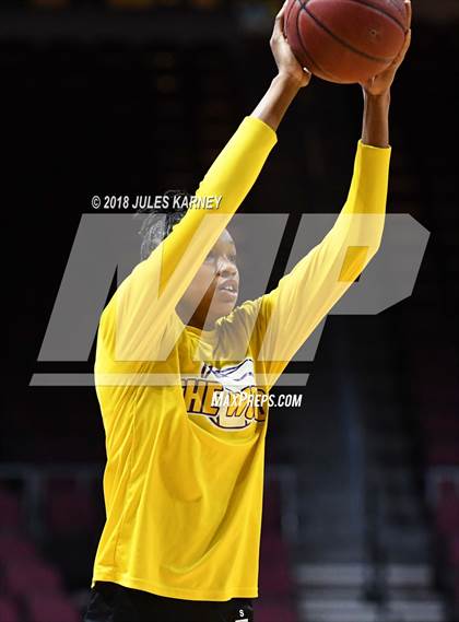 Thumbnail 1 in Valor Christian vs. Lynwood (Tarkanian Classic) photogallery.