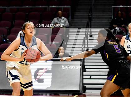 Thumbnail 1 in Valor Christian vs. Lynwood (Tarkanian Classic) photogallery.