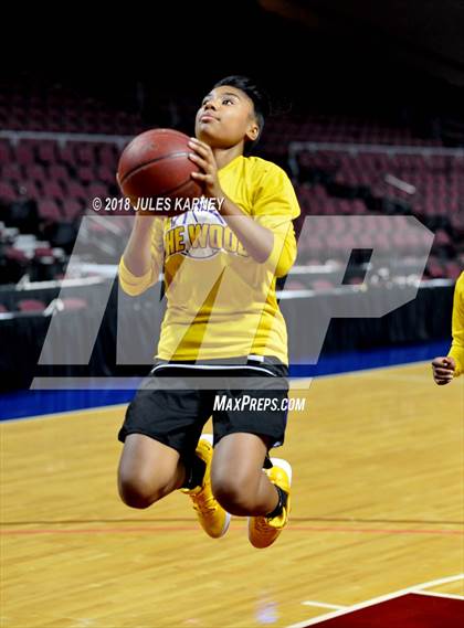Thumbnail 1 in Valor Christian vs. Lynwood (Tarkanian Classic) photogallery.