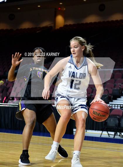 Thumbnail 3 in Valor Christian vs. Lynwood (Tarkanian Classic) photogallery.