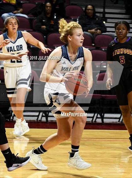 Thumbnail 3 in Valor Christian vs. Lynwood (Tarkanian Classic) photogallery.