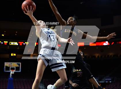 Thumbnail 3 in Valor Christian vs. Lynwood (Tarkanian Classic) photogallery.