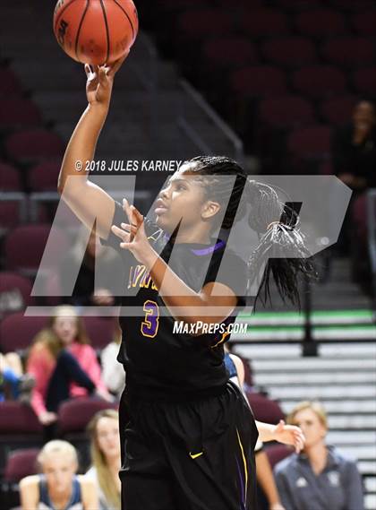 Thumbnail 3 in Valor Christian vs. Lynwood (Tarkanian Classic) photogallery.