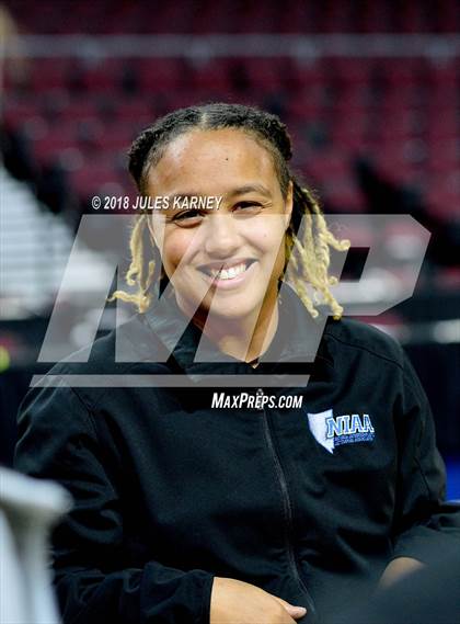 Thumbnail 2 in Valor Christian vs. Lynwood (Tarkanian Classic) photogallery.