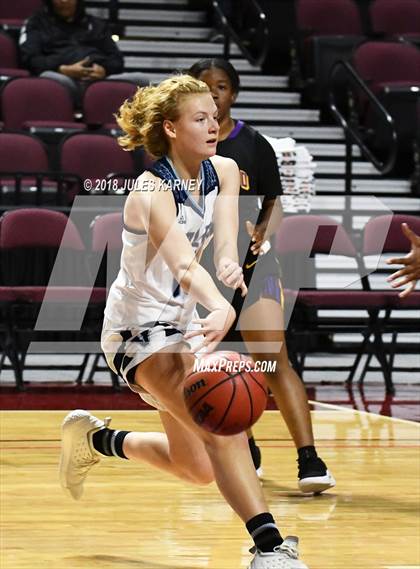 Thumbnail 1 in Valor Christian vs. Lynwood (Tarkanian Classic) photogallery.