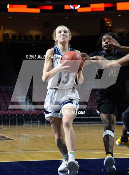 Thumbnail 2 in Valor Christian vs. Lynwood (Tarkanian Classic) photogallery.