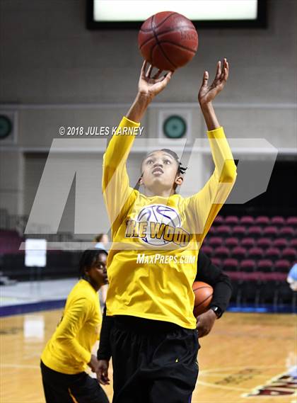Thumbnail 2 in Valor Christian vs. Lynwood (Tarkanian Classic) photogallery.