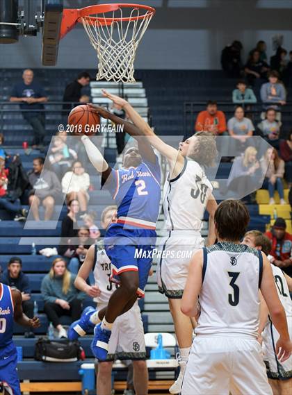 Thumbnail 3 in Red Bank @ Soddy Daisy photogallery.