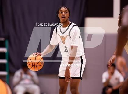 Thumbnail 2 in Pebblebrook vs. Kell (Holiday Hoopsgiving) photogallery.