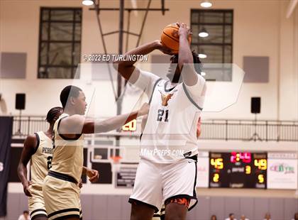 Thumbnail 1 in Pebblebrook vs. Kell (Holiday Hoopsgiving) photogallery.
