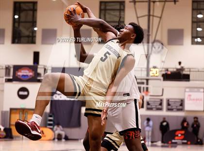 Thumbnail 2 in Pebblebrook vs. Kell (Holiday Hoopsgiving) photogallery.