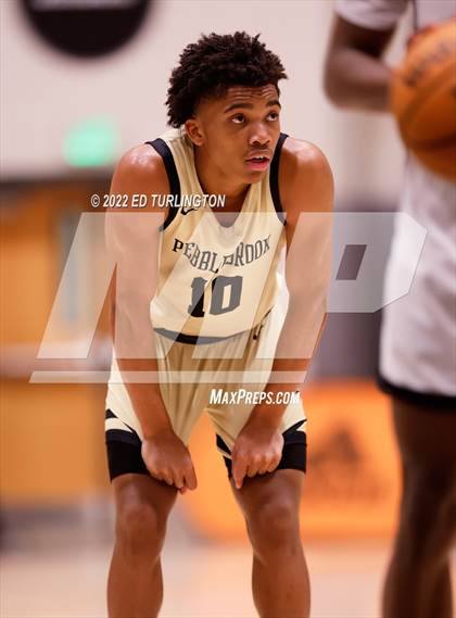 Thumbnail 1 in Pebblebrook vs. Kell (Holiday Hoopsgiving) photogallery.