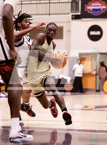 Thumbnail 2 in Pebblebrook vs. Kell (Holiday Hoopsgiving) photogallery.