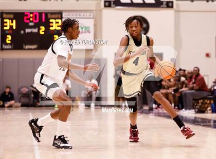 Thumbnail 3 in Pebblebrook vs. Kell (Holiday Hoopsgiving) photogallery.