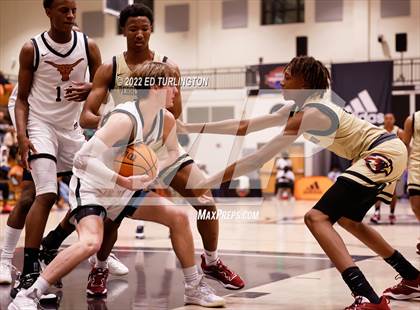 Thumbnail 1 in Pebblebrook vs. Kell (Holiday Hoopsgiving) photogallery.