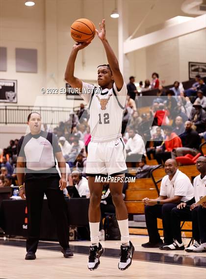 Thumbnail 2 in Pebblebrook vs. Kell (Holiday Hoopsgiving) photogallery.