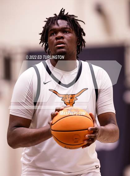 Thumbnail 1 in Pebblebrook vs. Kell (Holiday Hoopsgiving) photogallery.
