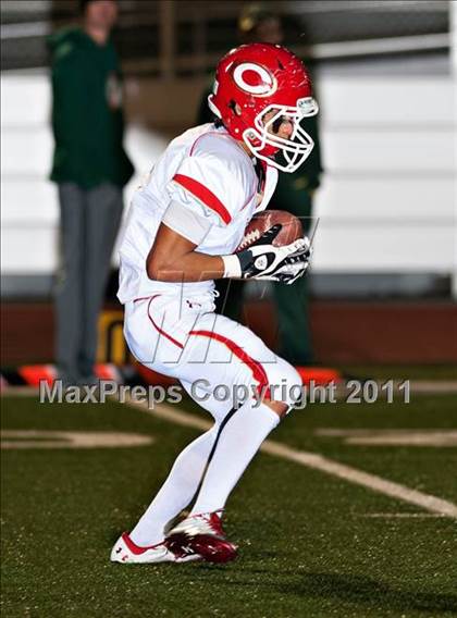 Thumbnail 2 in Corona vs. Poly photogallery.