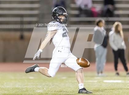 Thumbnail 2 in Cherokee Trail vs. Fossil Ridge (CHSAA 5A 1st Round) photogallery.