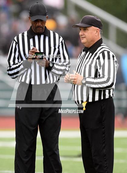 Thumbnail 3 in Yorktown vs Somers (Section 1 Class B Final) photogallery.