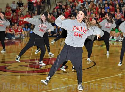 Thumbnail 3 in Central Dauphin @ Cumberland Valley (MaxPreps Rivalry Series) photogallery.