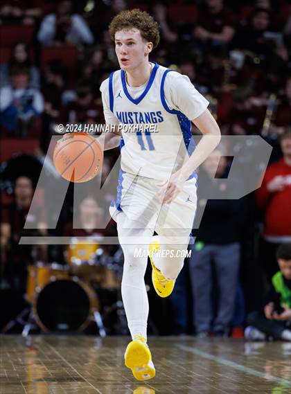 Thumbnail 2 in Millard North vs. Omaha Westside (NSAA Class A Semifinal) photogallery.