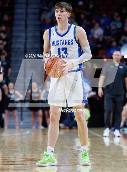 Thumbnail 3 in Millard North vs. Omaha Westside (NSAA Class A Semifinal) photogallery.