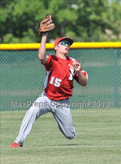Thumbnail 3 in Holliday @ Ponder photogallery.