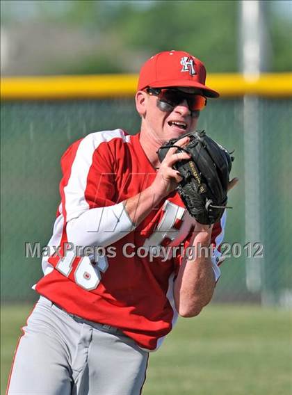 Thumbnail 2 in Holliday @ Ponder photogallery.