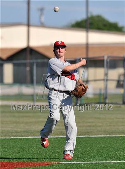 Thumbnail 3 in Holliday @ Ponder photogallery.