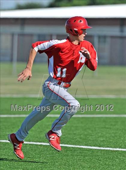 Thumbnail 3 in Holliday @ Ponder photogallery.