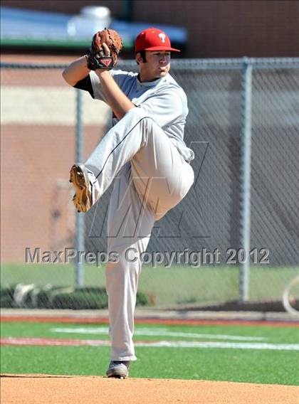 Thumbnail 1 in Holliday @ Ponder photogallery.