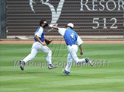Thumbnail 2 in Johnson City vs. Stamford (UIL 2A State Semifinal) photogallery.