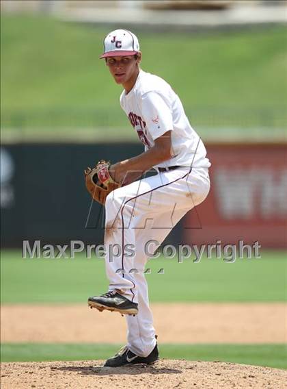 Thumbnail 3 in Johnson City vs. Stamford (UIL 2A State Semifinal) photogallery.