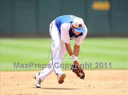 Thumbnail 3 in Johnson City vs. Stamford (UIL 2A State Semifinal) photogallery.