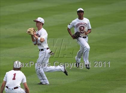 Thumbnail 3 in Johnson City vs. Stamford (UIL 2A State Semifinal) photogallery.