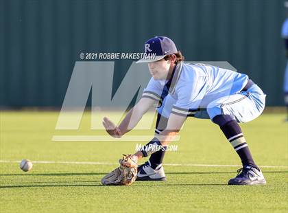 Thumbnail 3 in Dallas Jesuit @ MacArthur photogallery.