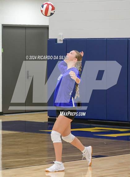 Thumbnail 3 in Mayde Creek vs Cypress Creek (Katy ISD Subvarsity Tournament) photogallery.