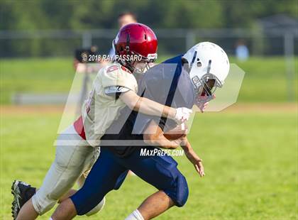 Thumbnail 2 in Sachem East vs Eastport-South Manor Scrimmage photogallery.