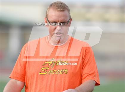 Thumbnail 3 in Corona del Sol vs. Red Mountain (Coyote Classic Tournament) photogallery.