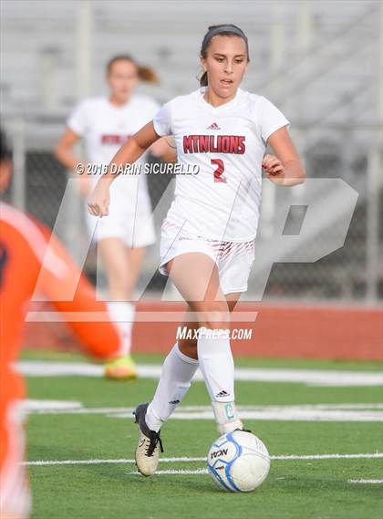 Thumbnail 2 in Corona del Sol vs. Red Mountain (Coyote Classic Tournament) photogallery.