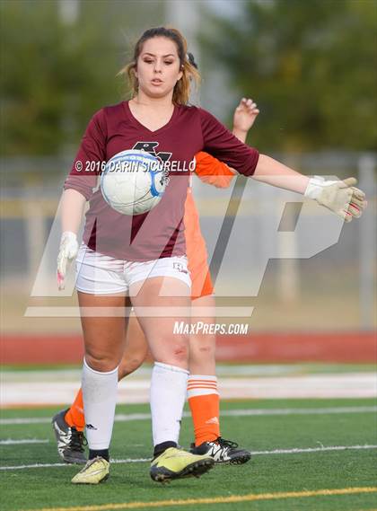 Thumbnail 1 in Corona del Sol vs. Red Mountain (Coyote Classic Tournament) photogallery.