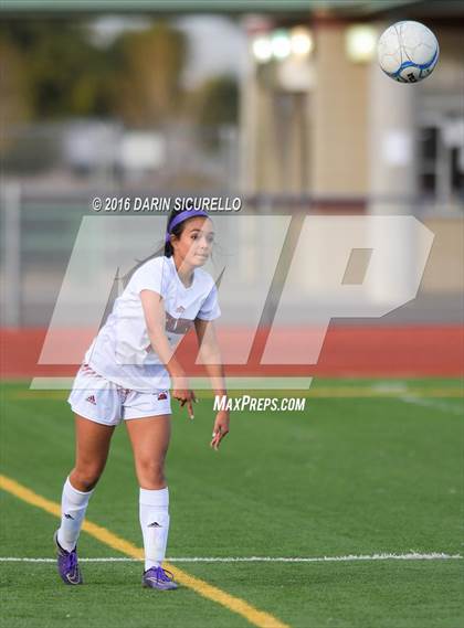 Thumbnail 3 in Corona del Sol vs. Red Mountain (Coyote Classic Tournament) photogallery.