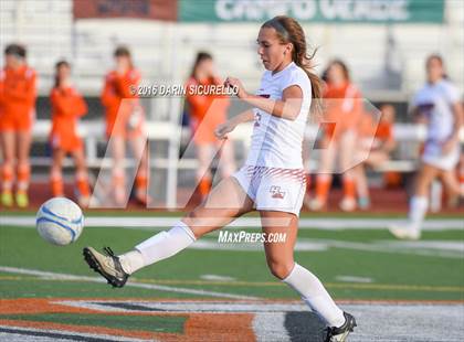 Thumbnail 2 in Corona del Sol vs. Red Mountain (Coyote Classic Tournament) photogallery.