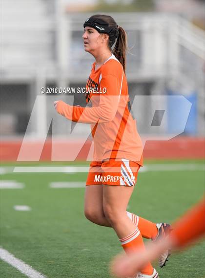 Thumbnail 1 in Corona del Sol vs. Red Mountain (Coyote Classic Tournament) photogallery.