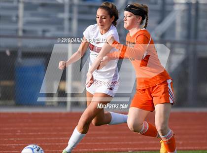 Thumbnail 1 in Corona del Sol vs. Red Mountain (Coyote Classic Tournament) photogallery.