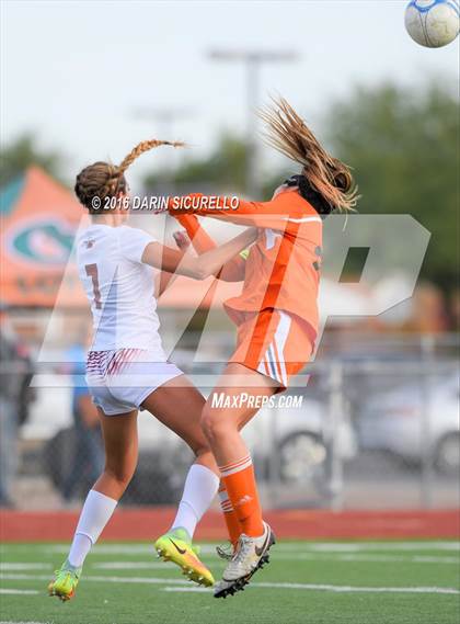 Thumbnail 3 in Corona del Sol vs. Red Mountain (Coyote Classic Tournament) photogallery.