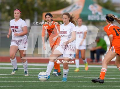 Thumbnail 2 in Corona del Sol vs. Red Mountain (Coyote Classic Tournament) photogallery.