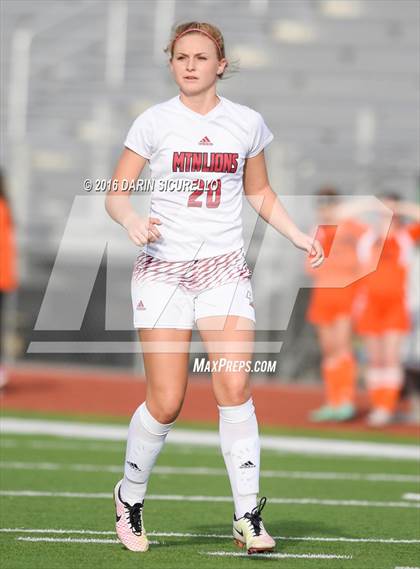 Thumbnail 1 in Corona del Sol vs. Red Mountain (Coyote Classic Tournament) photogallery.